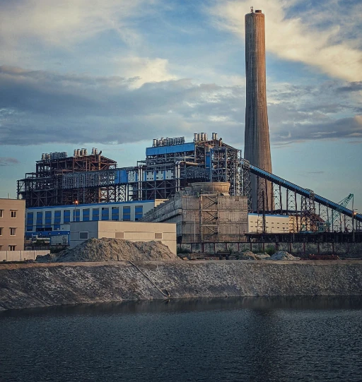 Heat-resistant EPDM compounds used for red-hot sinter transport, a critical **conveyor belt application** in power and steel mills.